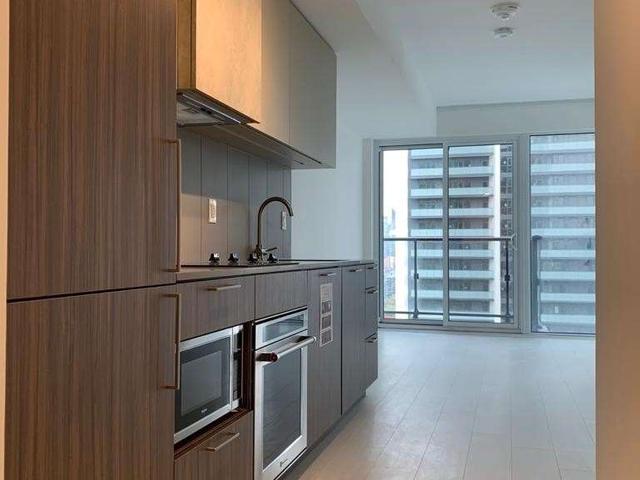 2605 - 19 Western Battery Rd