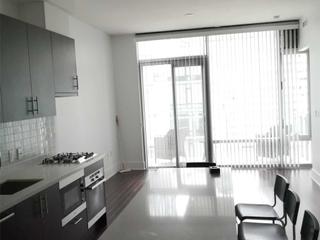933 - 39 Queens Quay E