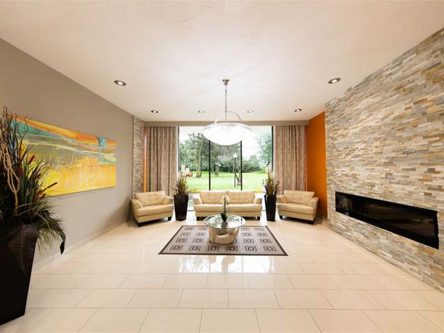 2008 - 55 Wynford Heights Cres