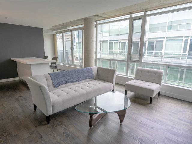 1006 - 75 Portland St