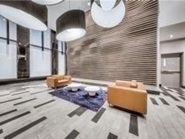 717 - 111 Bathurst St