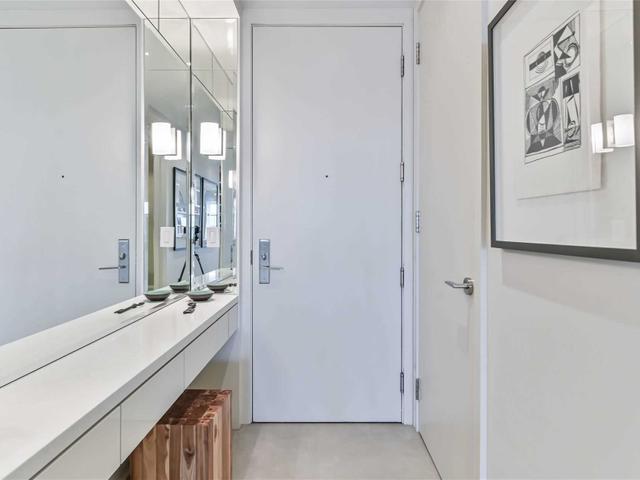 514 - 380 Macpherson Ave