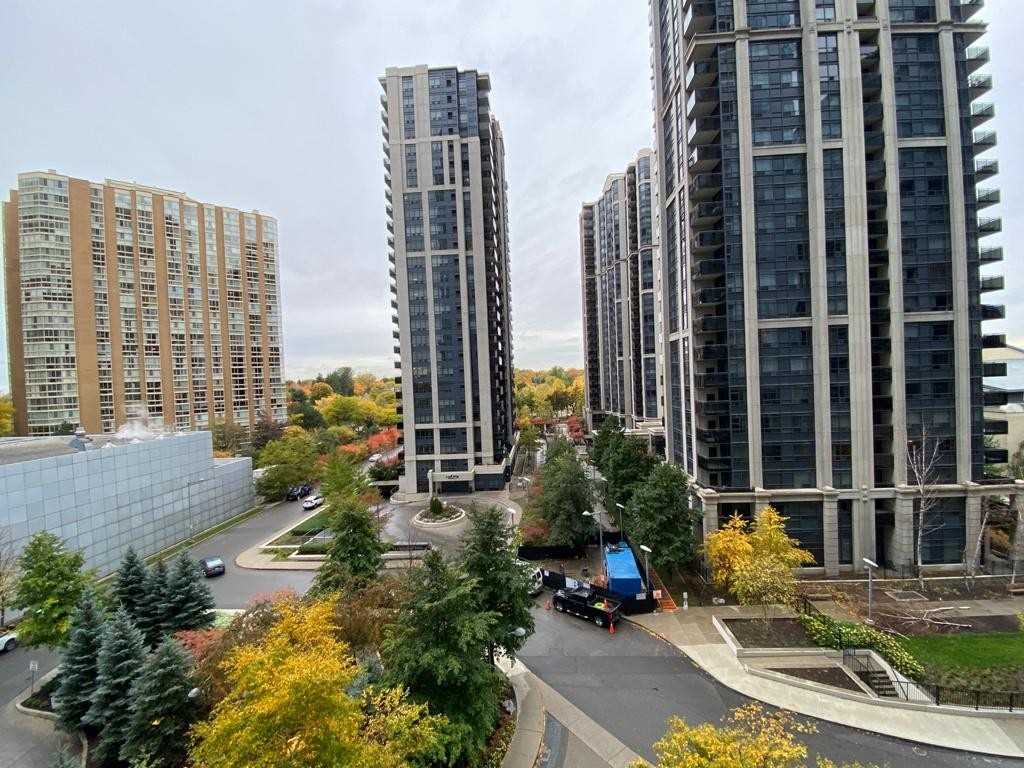 803 4968 Yonge St, North York