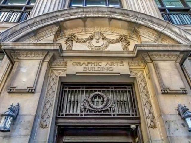 306 - 73 Richmond St W