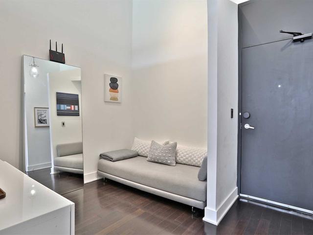 106 - 637 Lake Shore Blvd