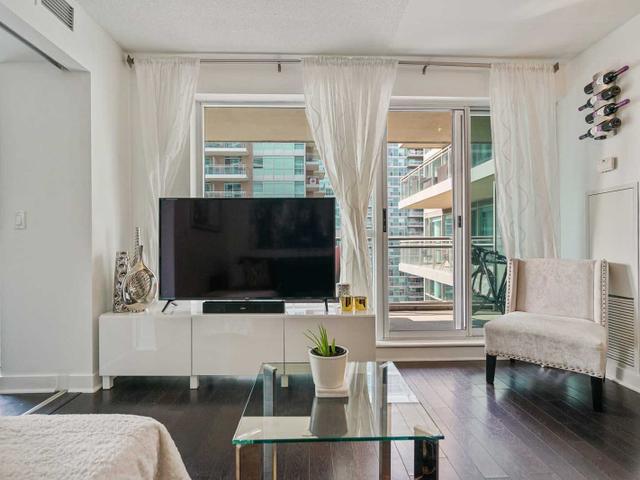 1201 - 80 Western Battery Rd