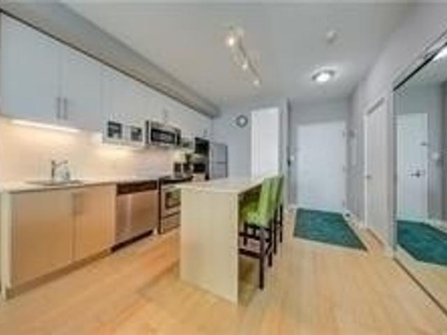 1412 - 1171 Queen St W