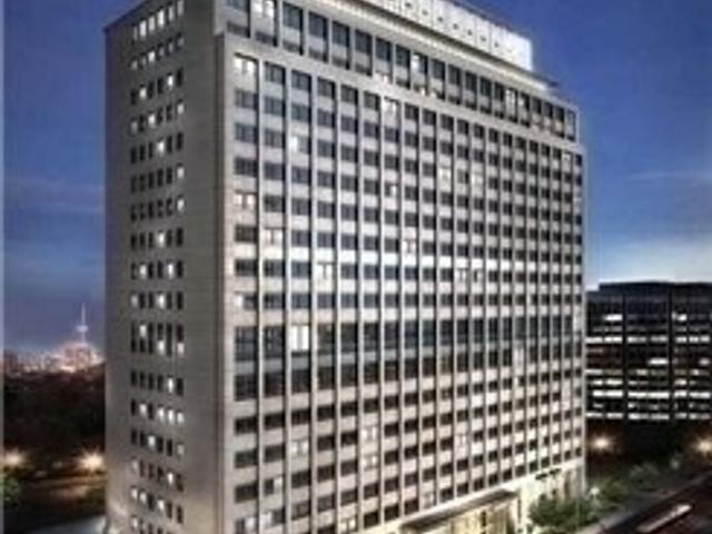 906 - 111 St Clair Ave W