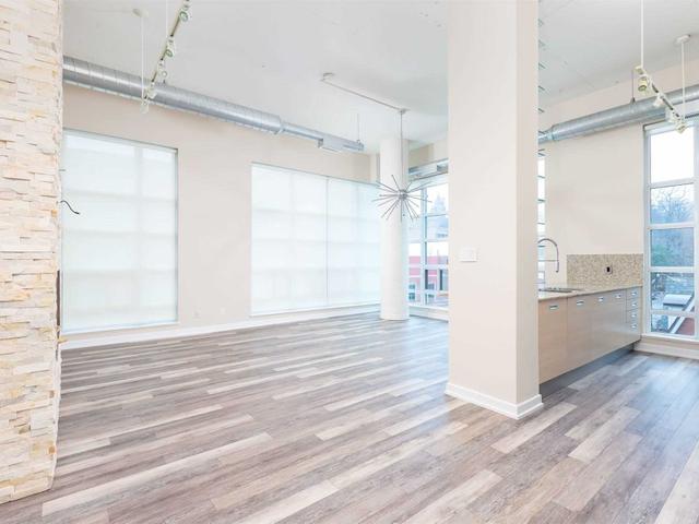 306 - 380 Macpherson Ave