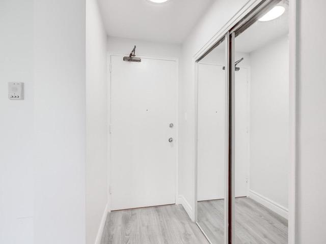 204 - 160 The Donway West