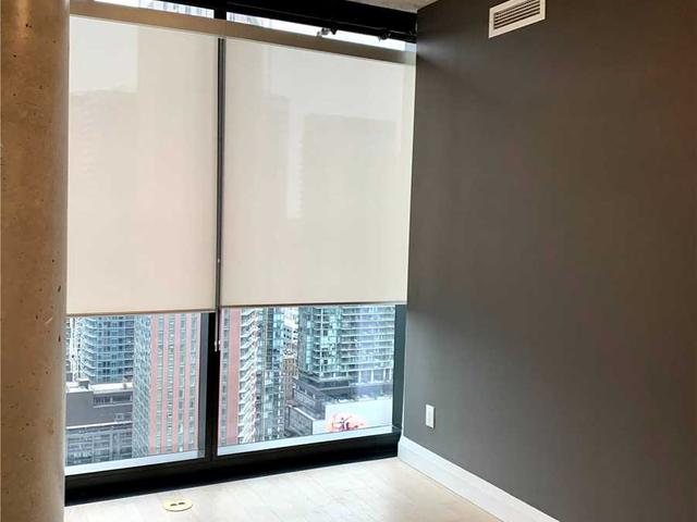 3106 - 224 King St W