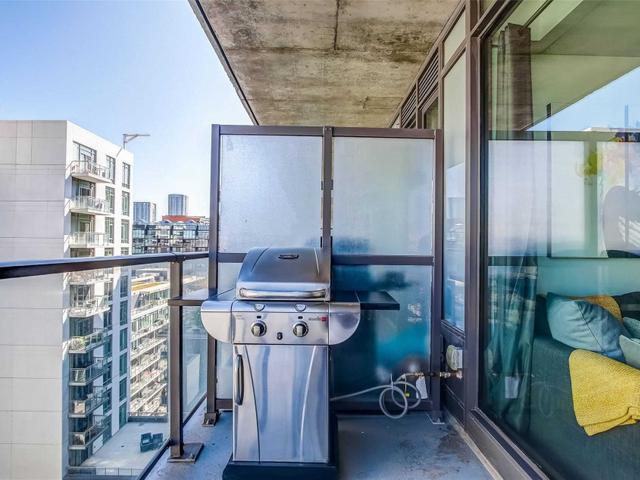 1312 - 111 Bathurst St