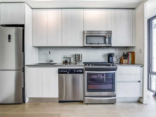 1312 - 111 Bathurst St