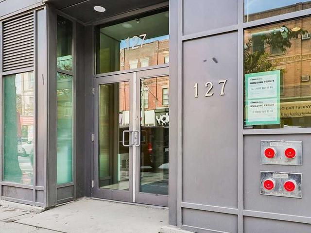 702 - 127 Queen St E