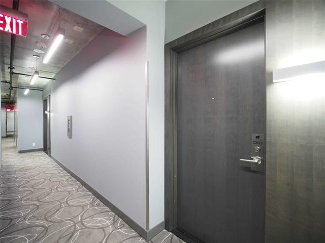 2202 - 11 Charlotte St