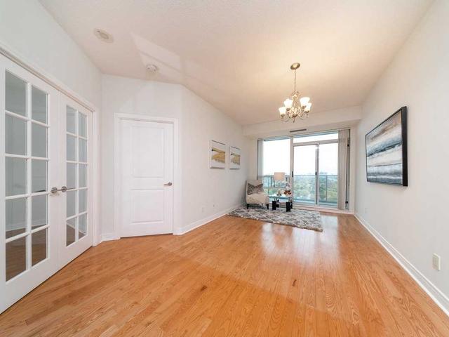 PH207 - 35 Bales Ave