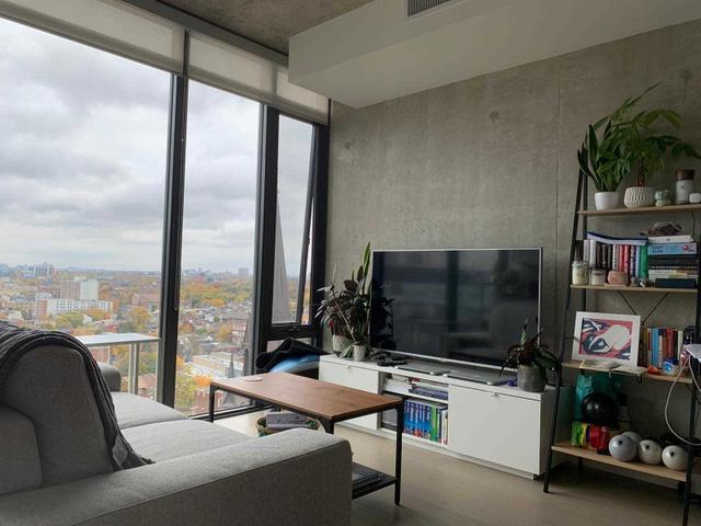 1507 - 111 Bathurst St