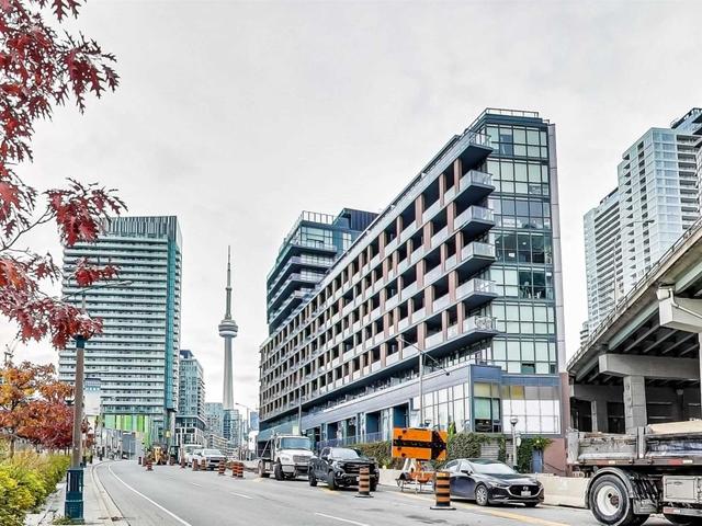1013 - 169 Fort York Blvd