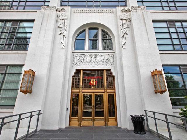 617 - 637 Lake Shore Blvd W