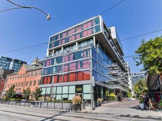 823 - 560 King St