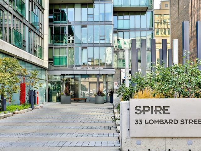 2207 - 33 Lombard St