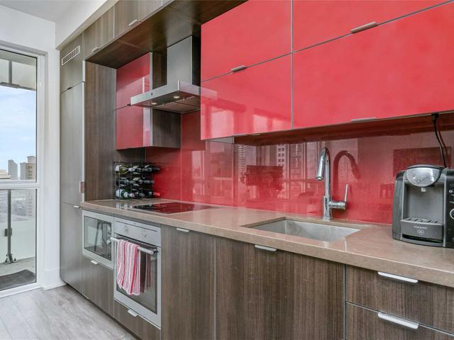 2508 - 300 Front St W