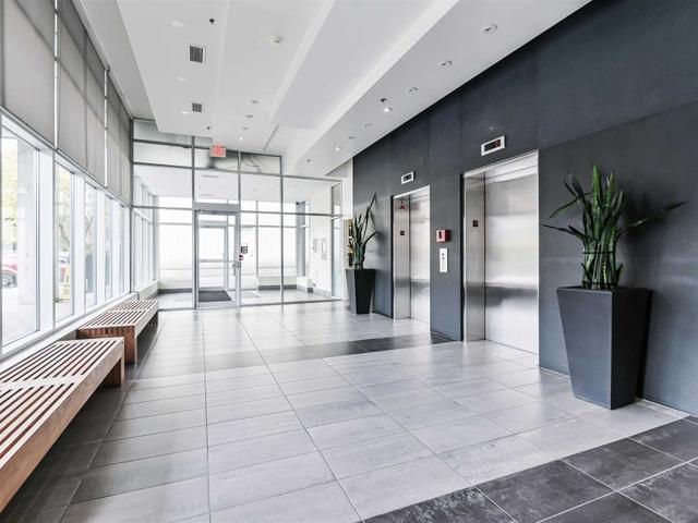 612 - 60 Bathurst St