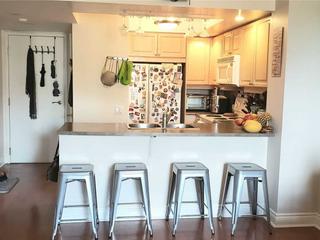 925 - 15 Northtown Way