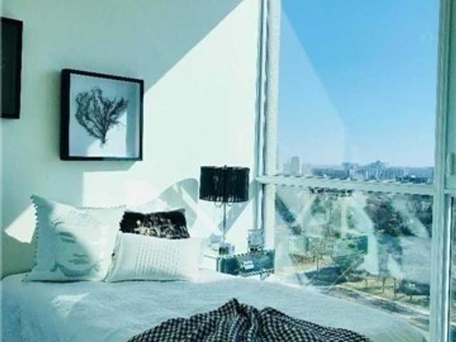 1409 - 75 The Donway W