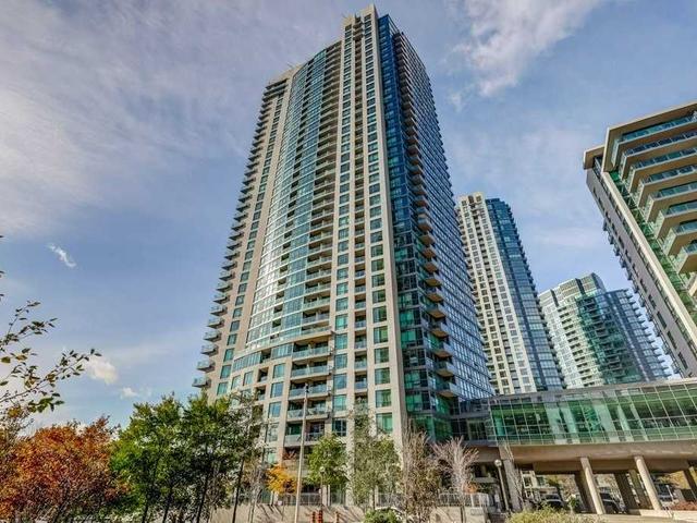 2109 - 215 Fort York Blvd