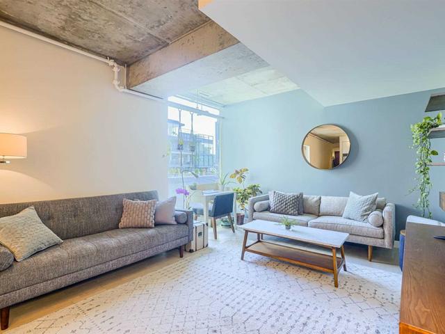 817 - 75 Portland St