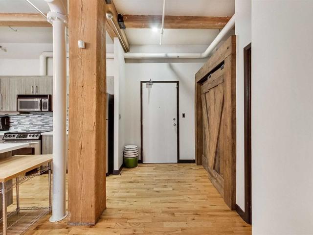 206 - 90 Sherbourne St