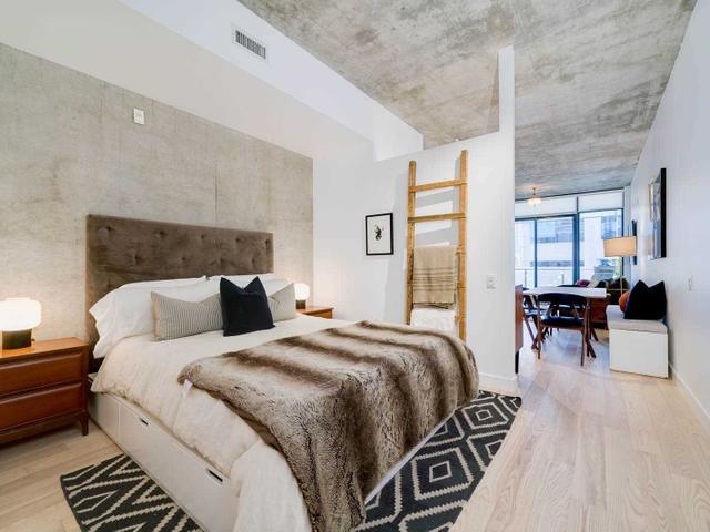 310 - 25 Stafford St