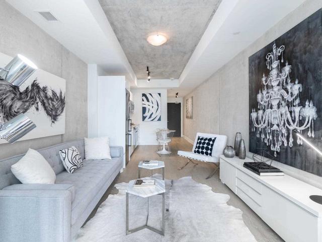 714 - 608 Richmond St W