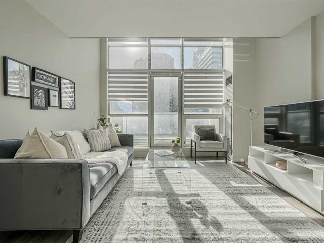 716 - 36 Blue Jays Way