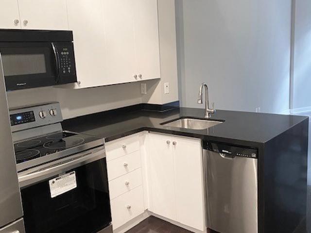 127 - 255 Richmond St E