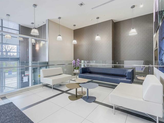 330 - 380 Macpherson Ave