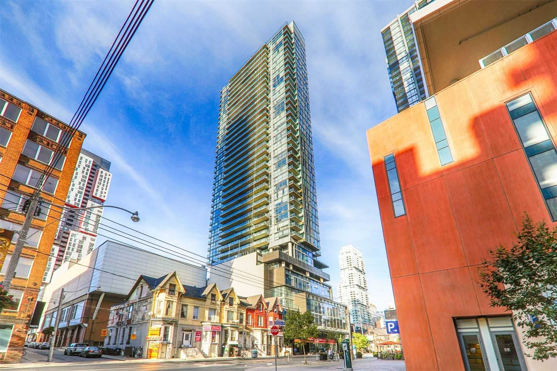 1108 290 Adelaide St W, Toronto Leased, C4985223 Condos.ca