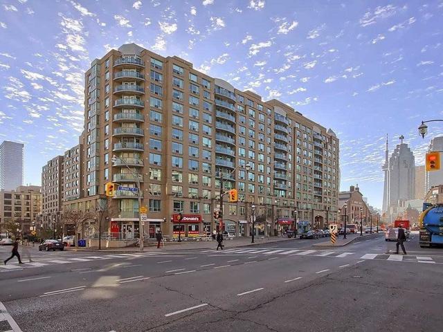 512 - 109 Front St E