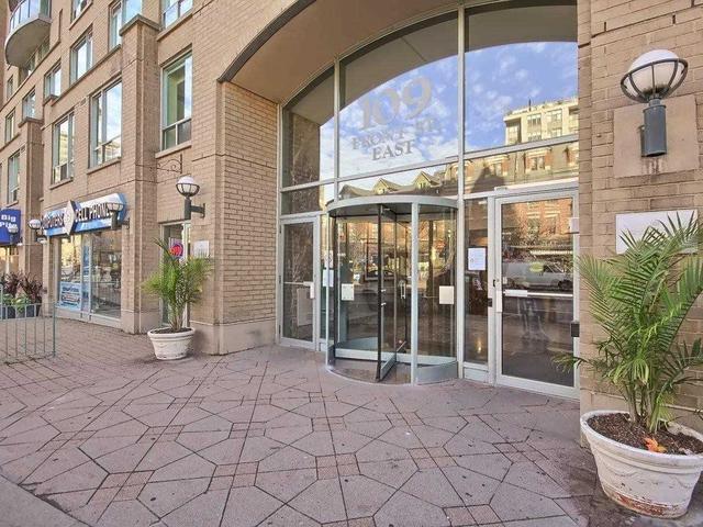 512 - 109 Front St E