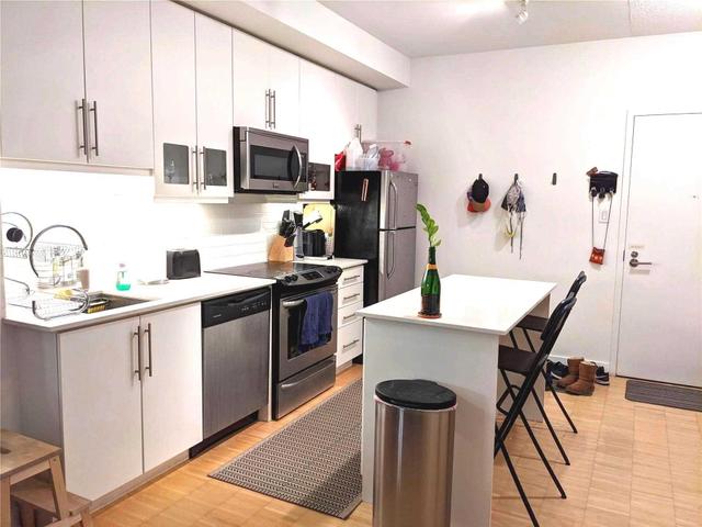 1711 - 1171 Queen St W