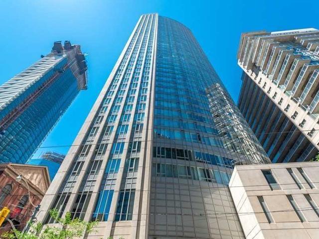 1806 - 210 Victoria St