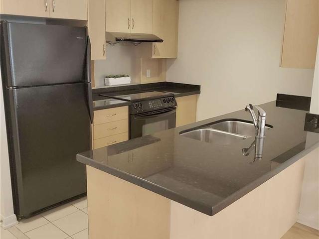 210 - 18 Beverley St