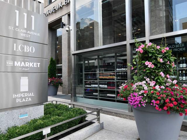 1003 - 111 St Clair Ave W