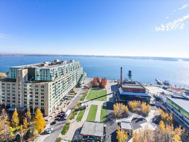 2103 - 218 Queens Quay Blvd W