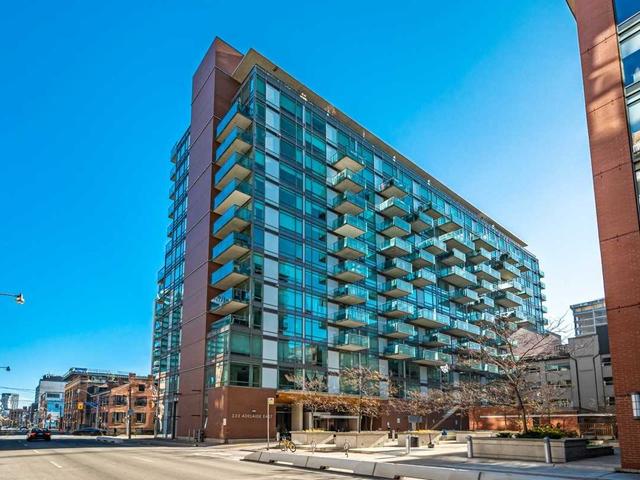 712 - 333 Adelaide St E