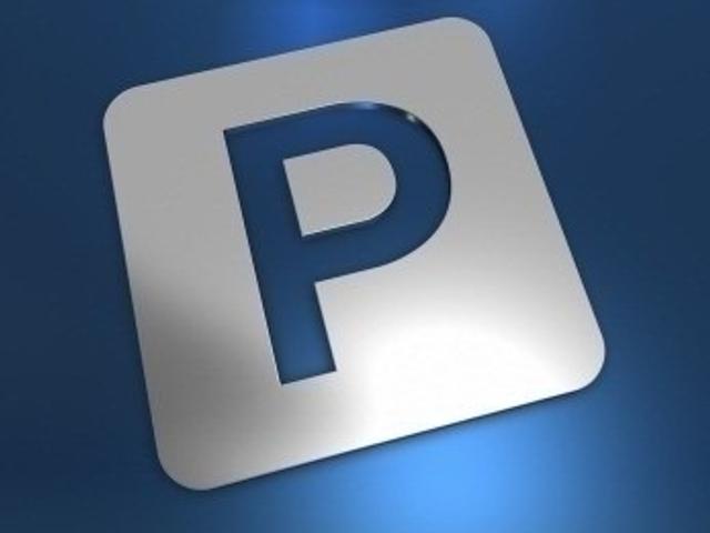 Parking - 435 Richmond St W