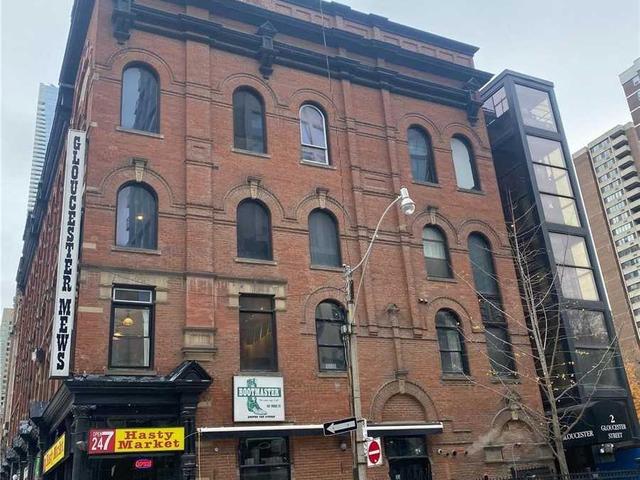 206 - 2 Gloucester St