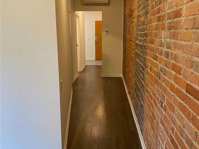 206 - 2 Gloucester St