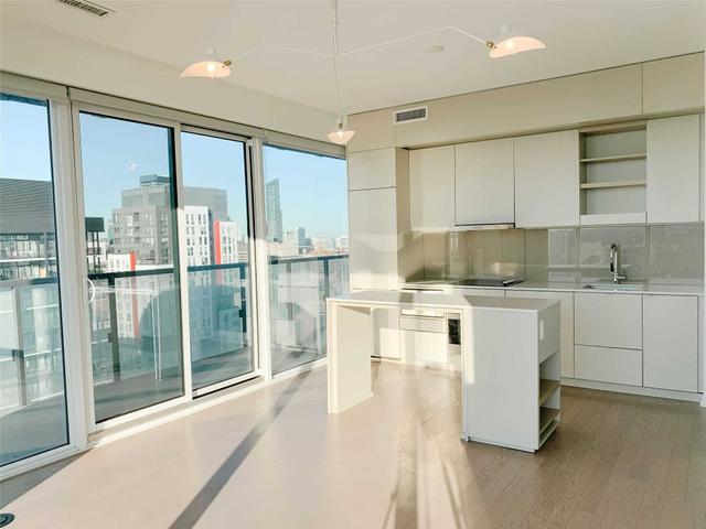 3811 - 101 Peter St